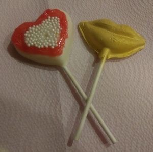 Meet your Posher, Priscilla